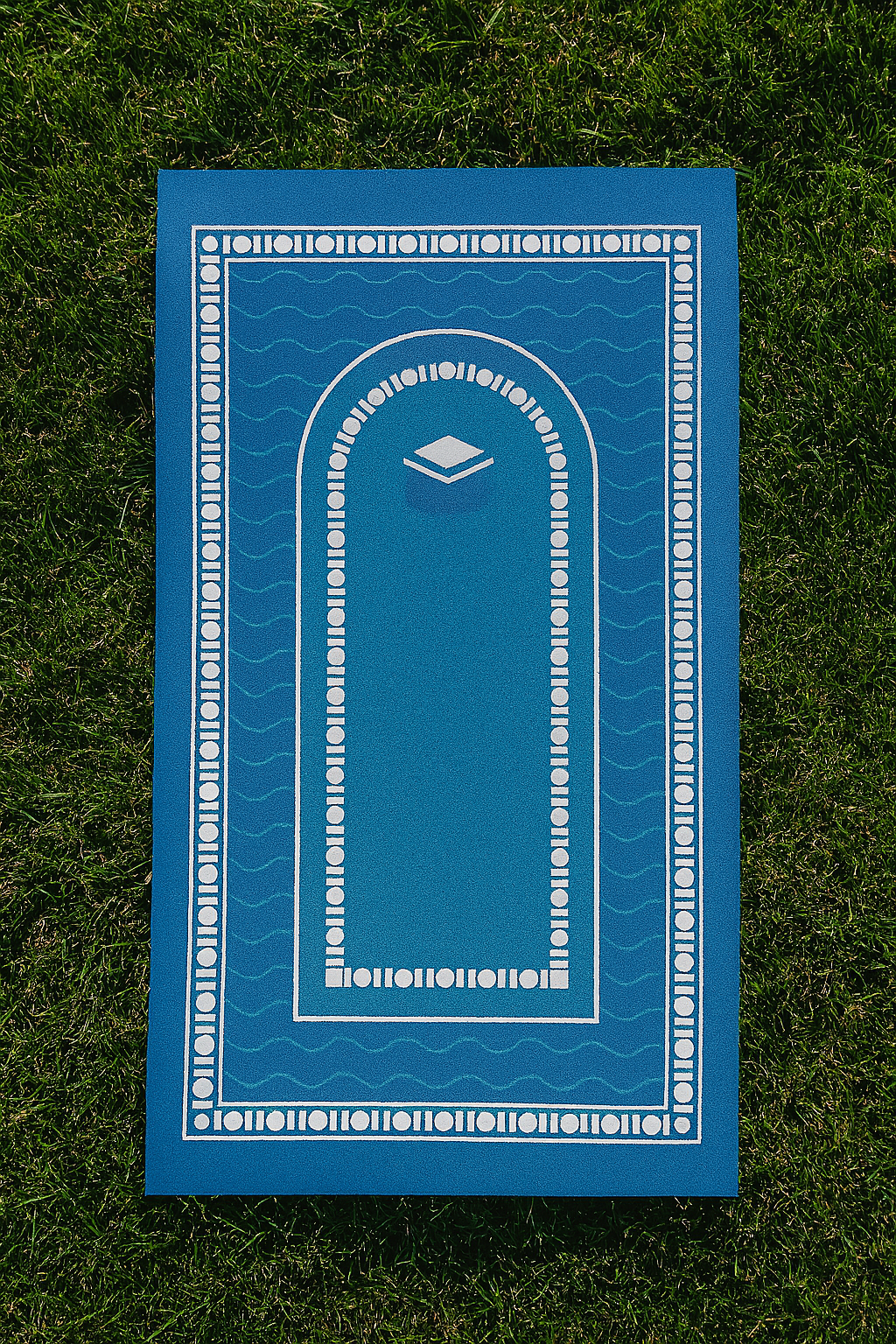 Divine Sajjadah Premium Velvet Prayer Mat