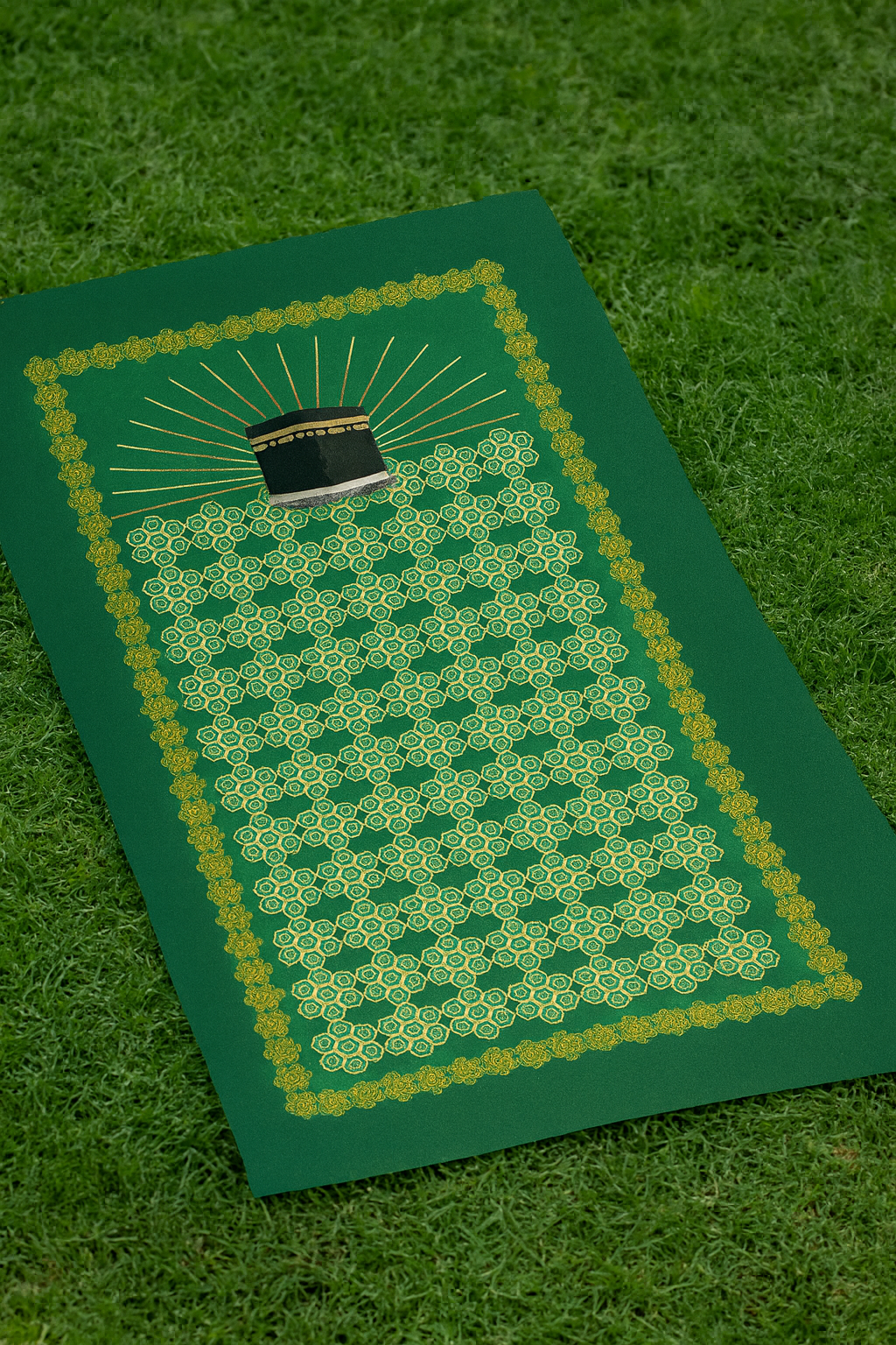 Velvet Hidayah Premium Velvet Prayer Mat