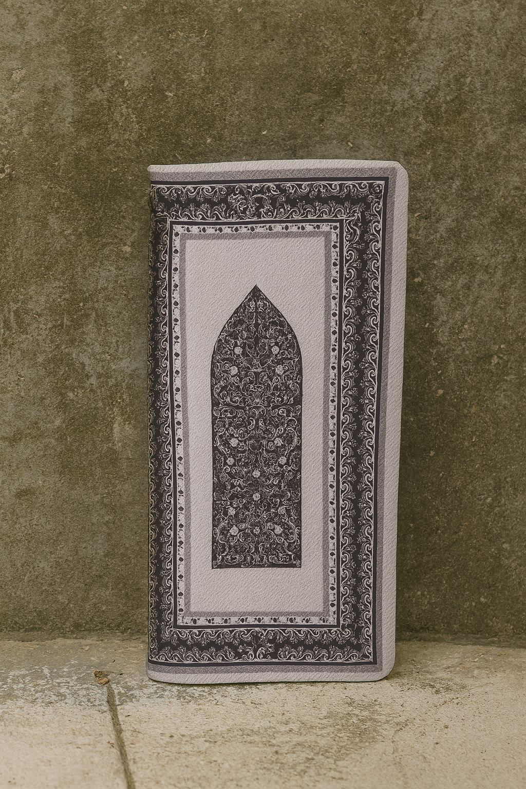 Sajjadah Grace Premium Velvet Prayer Mat