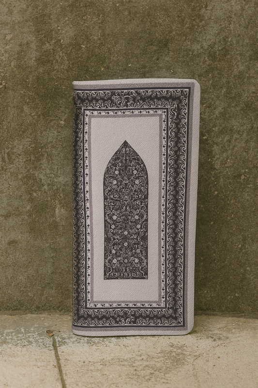 Sajjadah Grace Premium Velvet Prayer Mat