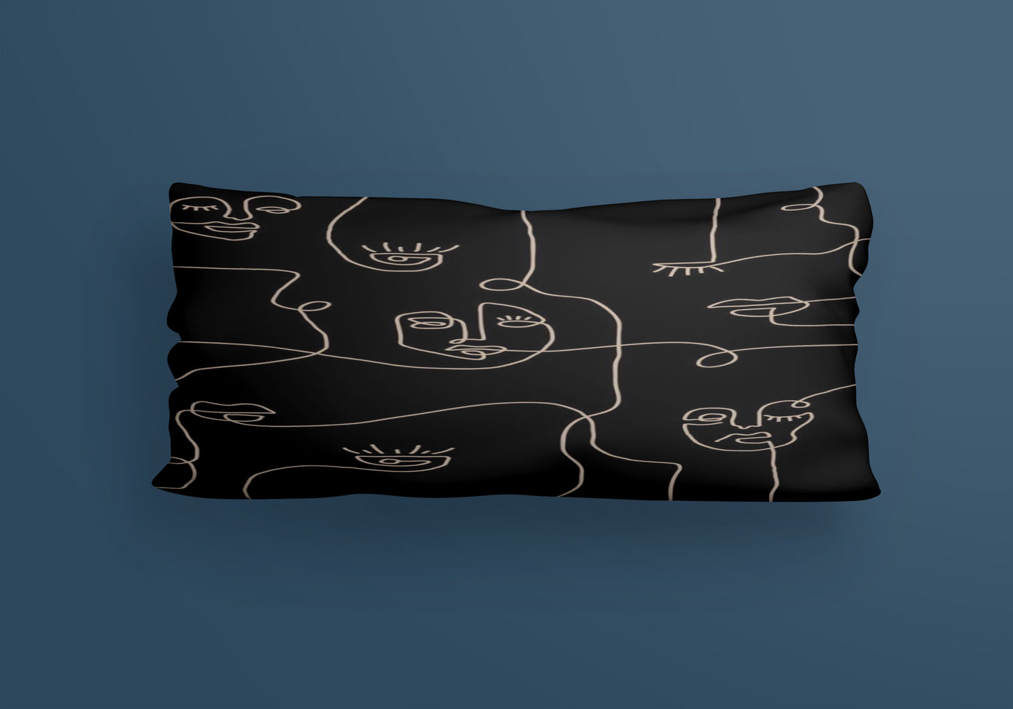 Majestic Mesh Pattern Velvet Cushion